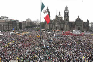 Discurso del Lic. Andrés Manuel López Obrador Presidente Legítimo de México, el día 29 de Junio en el zócalo del DF